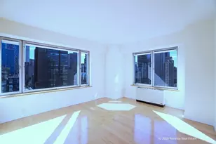 301 W 57th St, New York, NY 10019 - Photo 31