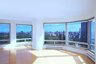 301 W 57th St, New York, NY 10019 - Photo 9