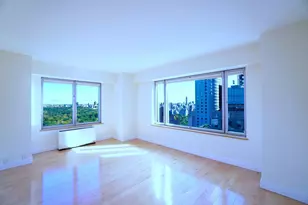 301 W 57th St, New York, NY 10019 - Photo 5