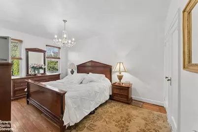 85-71 67th Avenue, New York City, NY 11374 - Photo 9