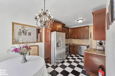 85-71 67th Avenue, New York City, NY 11374 - Photo 7