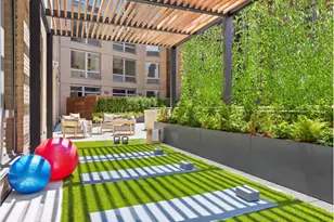 212 W 72nd St, New York City, NY 10023 - Photo 17
