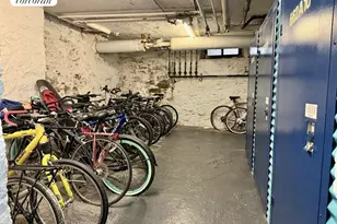 860 W 181st St, New York, NY 10033 - Photo 15