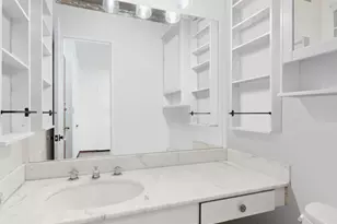 303 E 57th St, New York City, NY 10022 - Photo 7