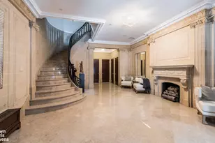 15 W 68th St, New York, NY 10023 - Photo 3