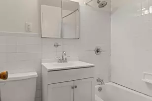 211 Thompson St, New York, NY 10012 - Photo 7