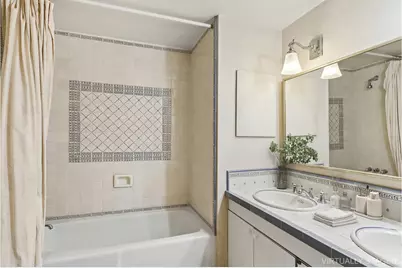 622 Greenwich Street #1D, New York City, NY 10014 - Photo 11