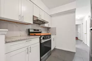 1043 E 101st St, New York City, NY 11236 - Photo 27