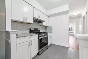1043 E 101st St, New York City, NY 11236 - Photo 13