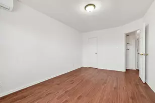 1043 E 101st St, New York City, NY 11236 - Photo 21