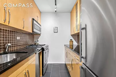 180 W End Avenue #14G, New York, NY 10023 - Photo 3