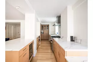 440 E 56th St, New York City, NY 10022 - Photo 5