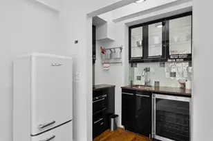 25 Tudor City Pl, New York City, NY 10017 - Photo 9