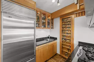 300 Rector Pl, New York City, NY 10280 - Photo 5