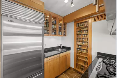 300 Rector Place #8B, New York City, NY 10280 - Photo 5