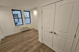 45 W 81st St, New York City, NY 10024 - Photo 5