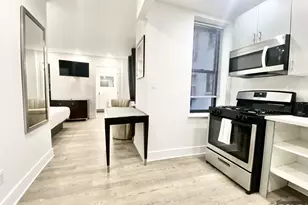 45 W 81st St, New York City, NY 10024 - Photo 3