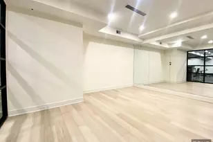 45 W 81st St, New York City, NY 10024 - Photo 11