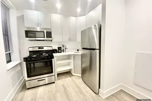 45 W 81st St, New York City, NY 10024 - Photo 3