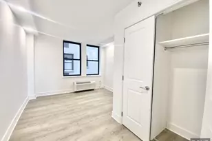 45 W 81st St, New York City, NY 10024 - Photo 5