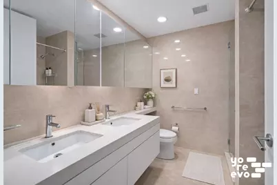 301 E 61st Street #3D, New York City, NY 10065 - Photo 5
