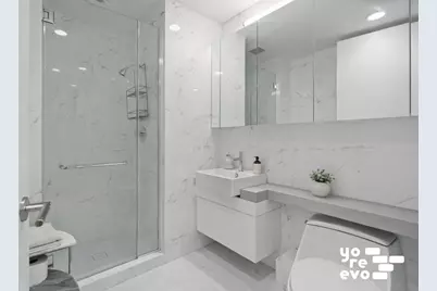 301 E 61st Street #3D, New York City, NY 10065 - Photo 5