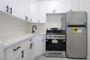 1289 E 19th St, New York City, NY 11230 - Photo 17