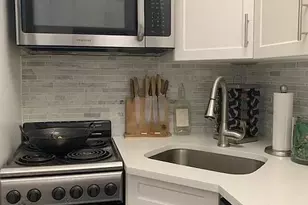 205 W 88th St, New York City, NY 10024 - Photo 3