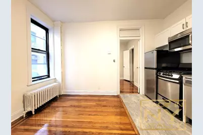 25-21 31st Avenue #D11, Astoria, NY 11106 - Photo 3