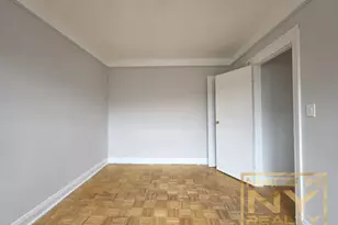 24-56 44th St, New York City, NY 11103 - Photo 7