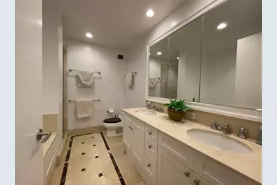 90 E End Avenue #6B, New York City, NY 10028 - Photo 5