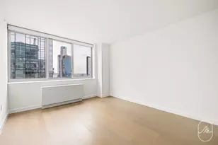 561 10th Ave, New York City, NY 10036 - Photo 11