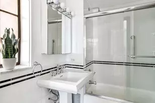 25 Tudor City Pl, New York, NY 10017 - Photo 7