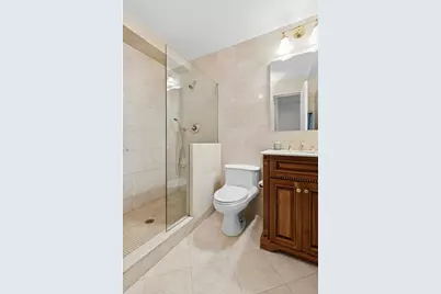 200 E 57th Street #10C, New York, NY 10022 - Photo 5