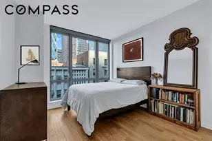 310 W 52nd St, New York City, NY 10019 - Photo 5