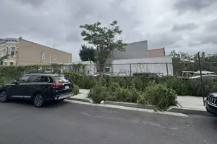 1109 Blake Ave, Brooklyn, NY 11208 - Photo 3