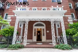 310 W 55th St, New York City, NY 10019 - Photo 5
