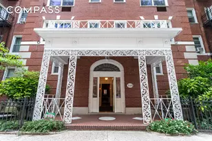 310 W 55th St, New York, NY 10019 - Photo 5