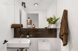 126 S 2nd St, New York City, NY 11249 - Photo 29