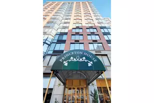 215 W 95th St, New York City, NY 10025 - Photo 9