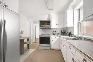 1717 E 18th St, New York City, NY 11229 - Photo 9