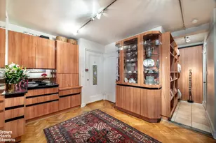 4 E 70th St, New York City, NY 10021 - Photo 5