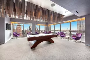 322 W 57th St, New York City, NY 10019 - Photo 11