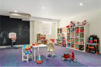 215 E 80th Street #7L, New York, NY 10021 - Photo 13