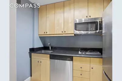 345 E 81st Street #8G, New York, NY 10028 - Photo 5