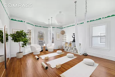 792 E 21st Street, New York City, NY 11210 - Photo 17