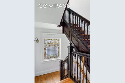 792 E 21st Street, New York City, NY 11210 - Photo 11