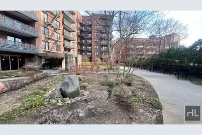 87-10 51st Avenue #4N, New York City, NY 11373 - Photo 15
