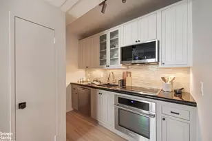 143 W 85th St, New York City, NY 10024 - Photo 7