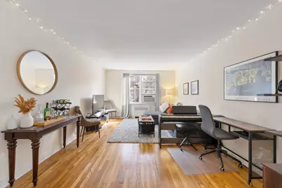 143 Bennett Avenue #2R, New York City, NY 10040 - Photo 1